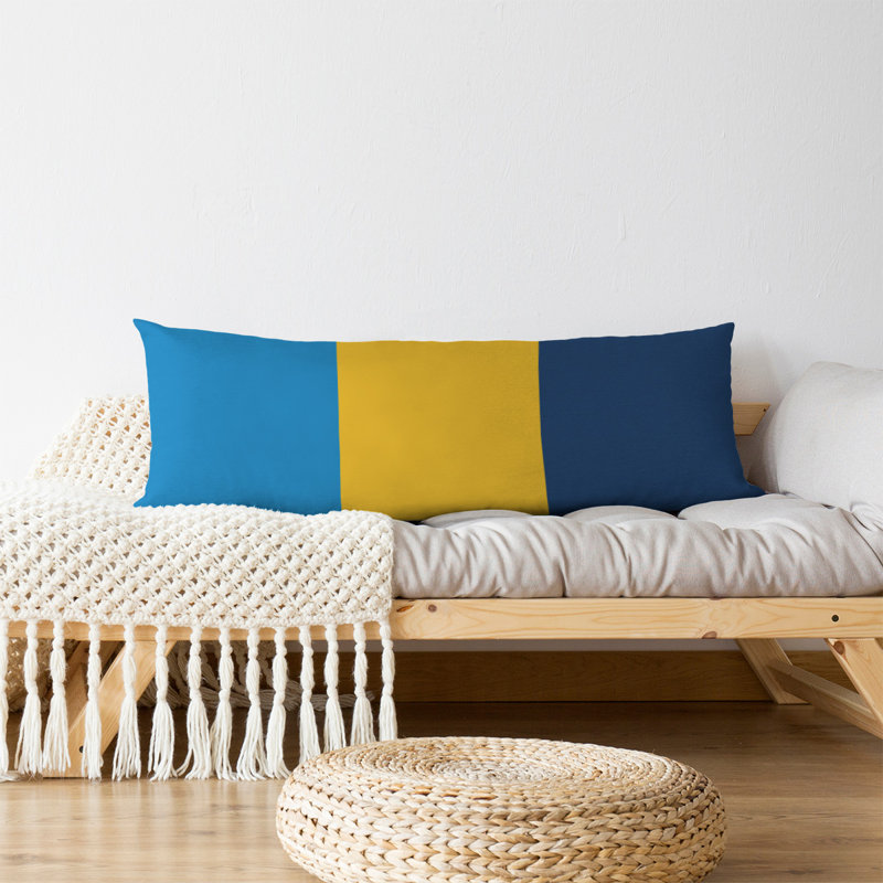 Oreiller de corps en polyester / polyester Arizona Football Stripes, Adella Football, Bleu marine / jaune / bleu