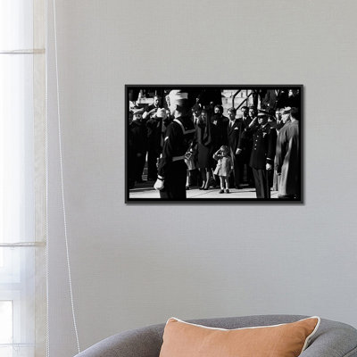 Salutese, reproduction de photo sur toile, 1963" john f. kennedy jr. ". son cercueil avec le garde-corps, reproduction de photo sur toile