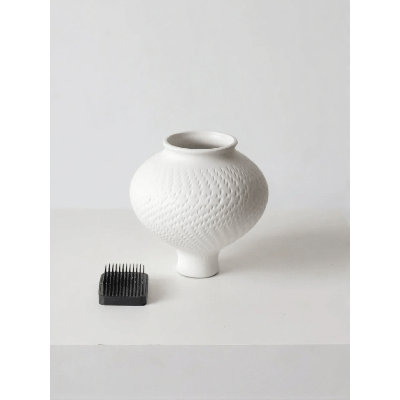 Vase en céramique ivoire