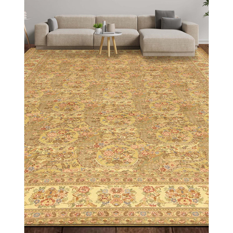 Hand Knotted Wool Oriental Area Rug in Gold And Cream