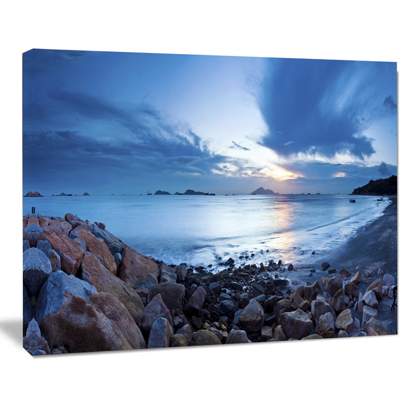 «Blue Sea Sunset on Sandy Coastline», reproduction de photo sur toile tendue, H 30 po x l 40 po x P 1 po