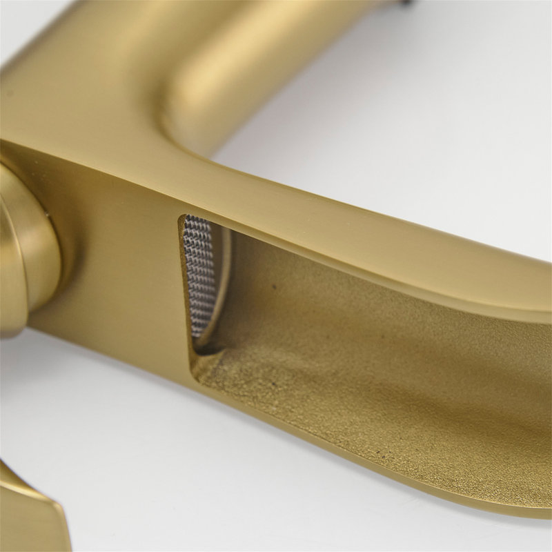 Single-handle Bathroom Faucet with Drain Assembly, Brushed Gold