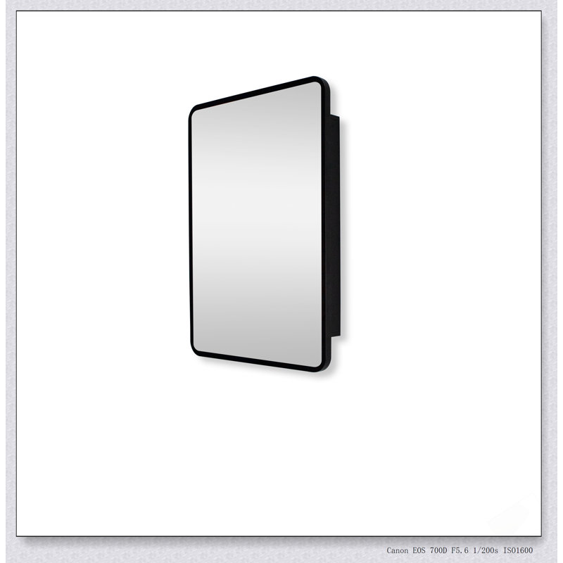 Pharmacie encastrable ovale 20 po x 34 po avec cadre en métal, miroir et tablettes réglables pour le rangement de la salle de bain