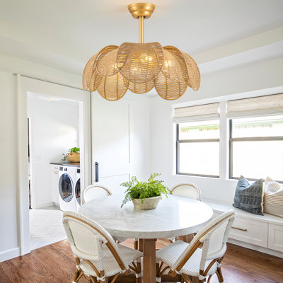 Ventilateur de plafond 26 po en rotin Fandelier avec lumière, ventilateur de plafond Flower Boho avec lumière et télécommande, ventilateur de ferme noir pour chambre à coucher, salon, cuisine, vestibule (6 vitesses, hauteur réglable)