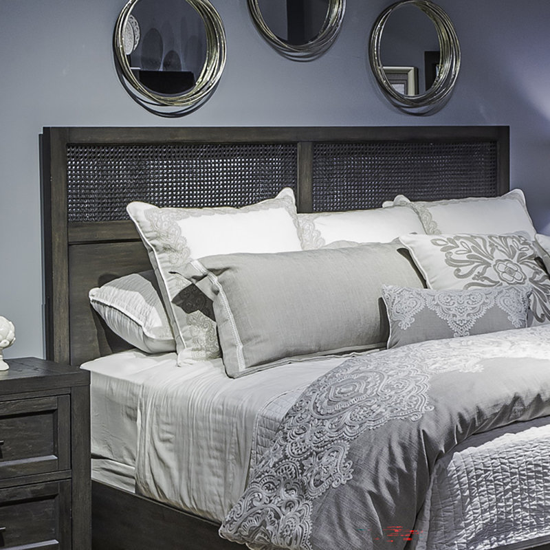 Rechetta Panel Bed, King