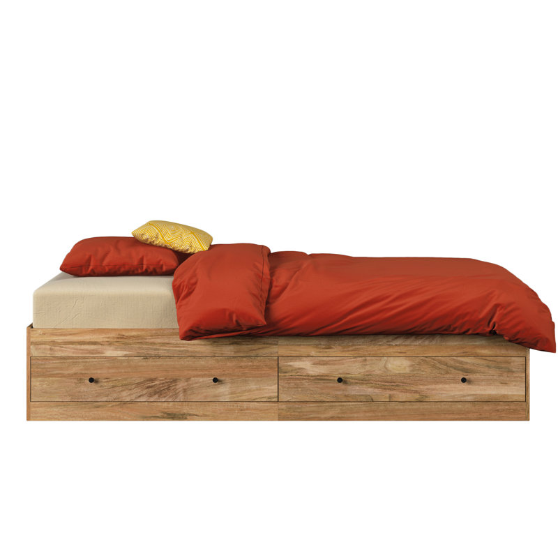 Lit simple brun avec tiroirs de rangement pour plus de rangement, ton chaud en bois de manguier, design et économie d'espace dans les espaces invités