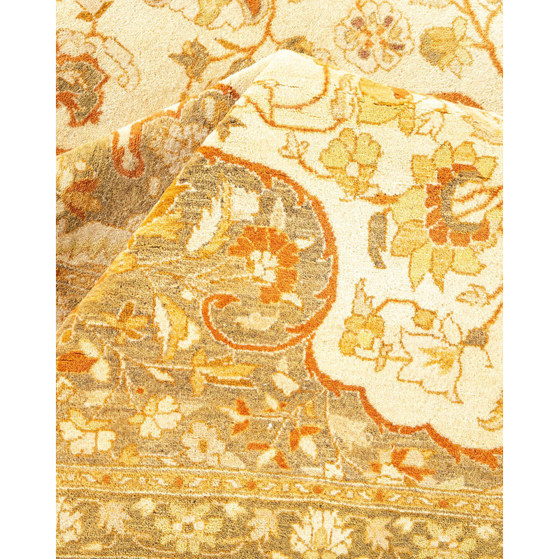 Classic One-of-a-Kind 8' 2" X 9' 10" Hand Knotted Area Rug