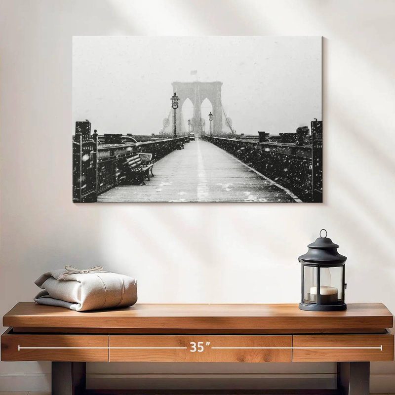 Nicci Winter au pont de Brooklyn, H 16 po x l 24 po