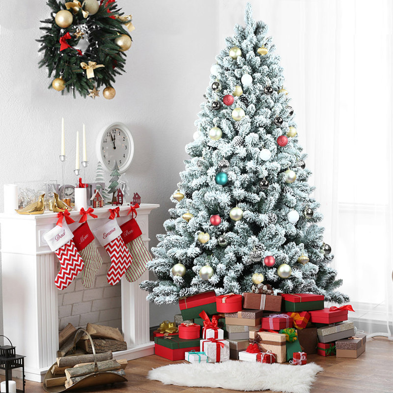 Faux arbre de Noël artificiel enneigé avec branches en PVC, pommes de pin, base en métal pliable, 4'