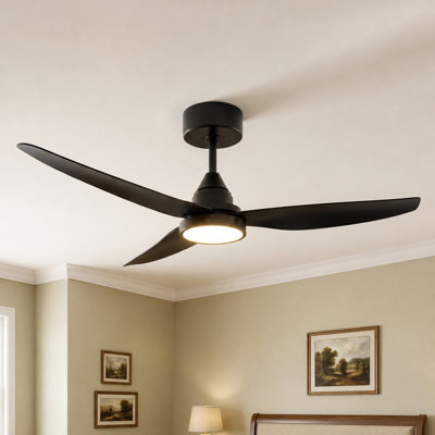 Ventilateur de plafond de 54 po à débit d'air élevé (jusqu'à 6500 CFM), avec télécommande, éclairage, 6 vitesses, DEL à intensité variable 3CCT, moteur CC silencieux et réversible.