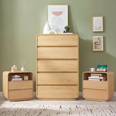 3-Piece Curved Kentlyn With Charging Station