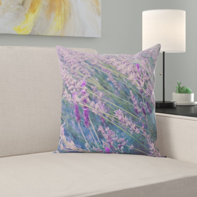 Coussin décoratif fleuri