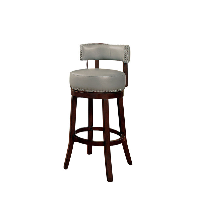 Chaises de bar 2 pièces 30 po soutenues par de riches pieds en bois foncé. Les sièges et les dossiers rembourrés en tissu offrent une assise confortable en chêne foncé / gris