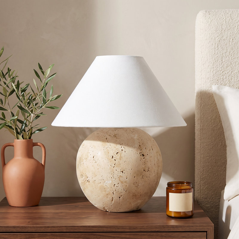 Buffy Table Lamp