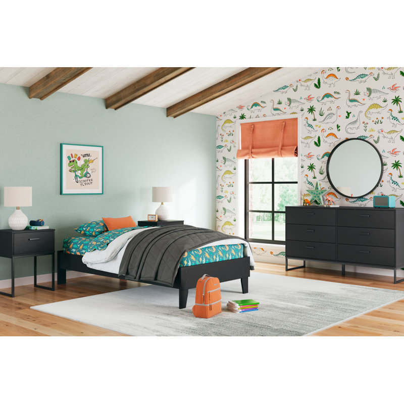 Gwendylon Standard Bed, Twin, Black