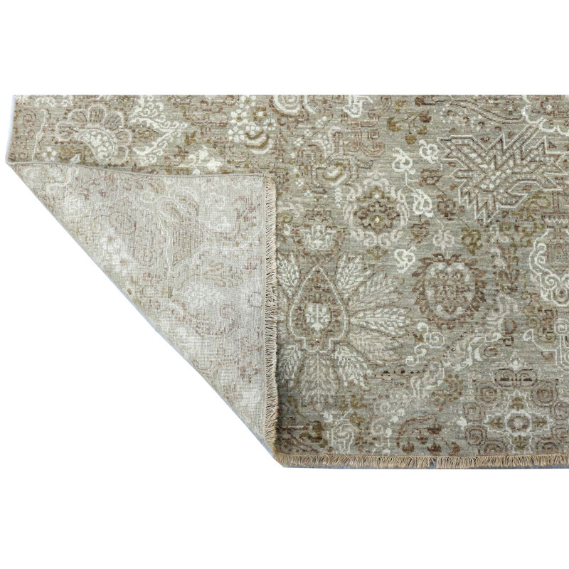Handmade Wool Oriental Area Rug, Rectangle 5' x 8'