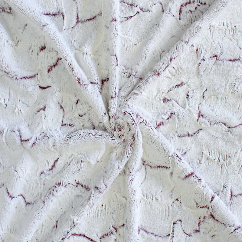 Couverture en polyester Whisper Dog, 17 po x 14 po, Orchidée