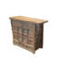 Armoire antique en orme sculpté