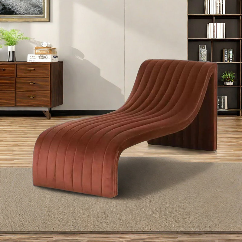 Chaise élégante au design artistique, Brun-roux