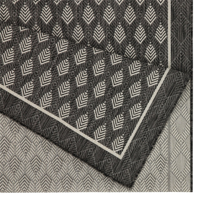 Indoor/Outdoor Area Rug, Rectangle 5'3" x 7'3"
