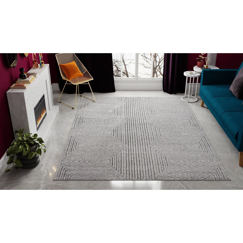 Neace Indoor Rug, Rectangle 5' x 7'