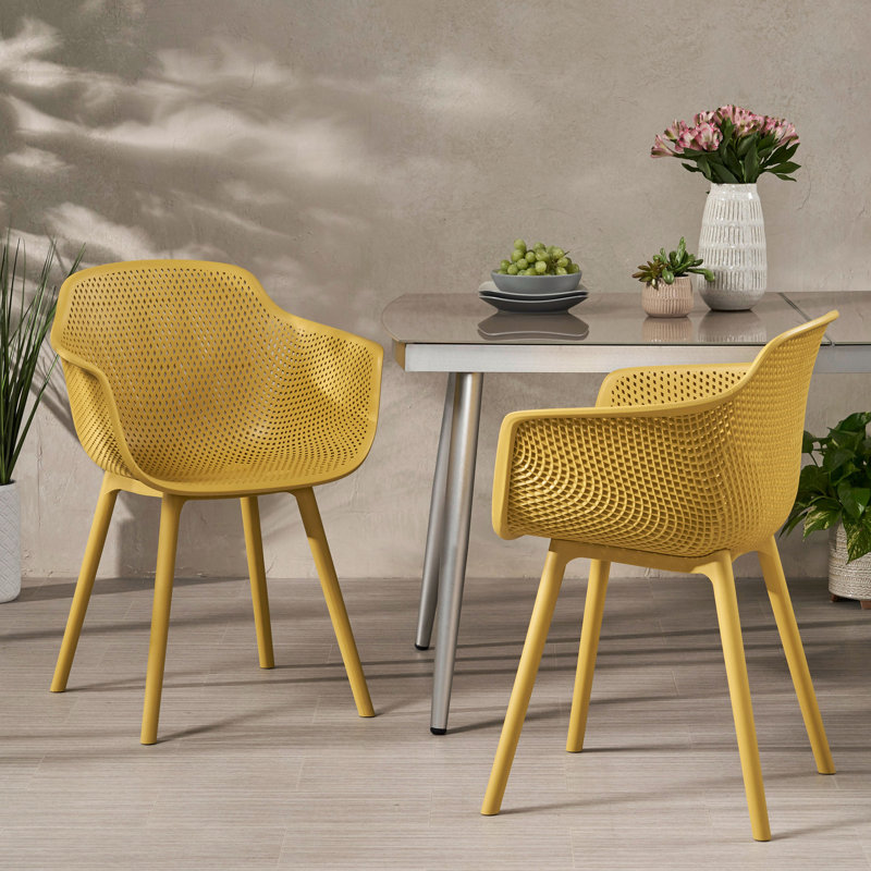 Mobilier d'extérieur jaune en polypropylène - Chaise Lotus avec impact - propriétés et résistance aux intempéries pour la salle à manger
