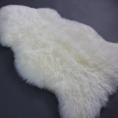 Coen Solid Colour Sheepskin 60cm X 90cm Area Rug