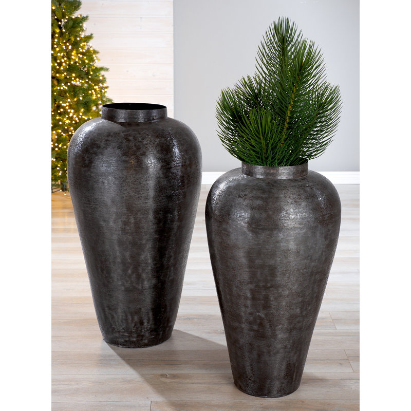 Annelizabeth Aluminum Floor Vase, 89cm H x 49cm W x 49cm D