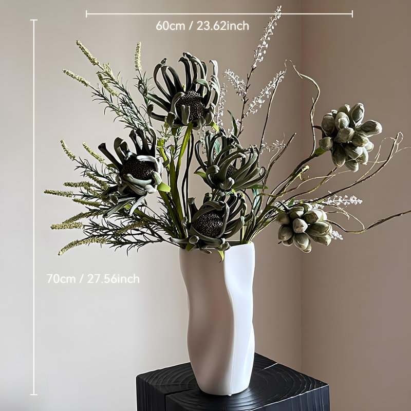 Ornements de fleurs simulées