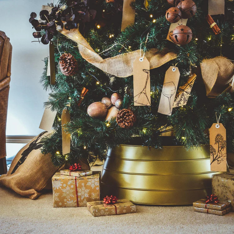Metal Tree Skirt