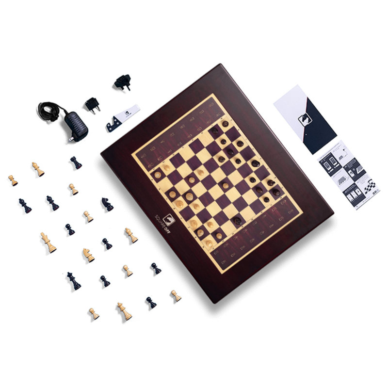Jeu d'échecs brun