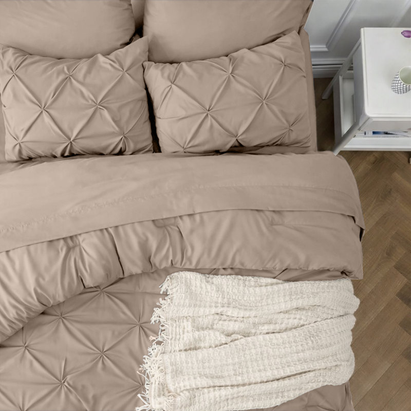 Microfiber Pintuck Duvet Cover Set – 2 Pillowcases, Super King Duvet Cover + 2 Standard Pillowcases, Beige