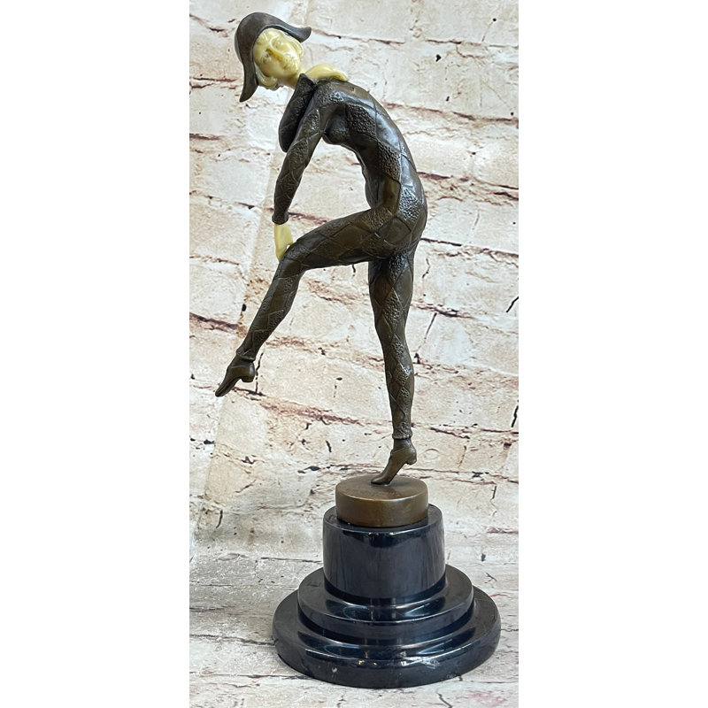 Figurine de sculpture en bronze signée D.H Chiparus Napoleon Dancer