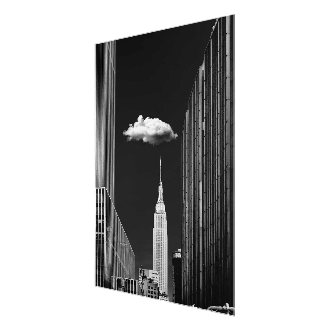 Glasbild New York mit Einzelwolke