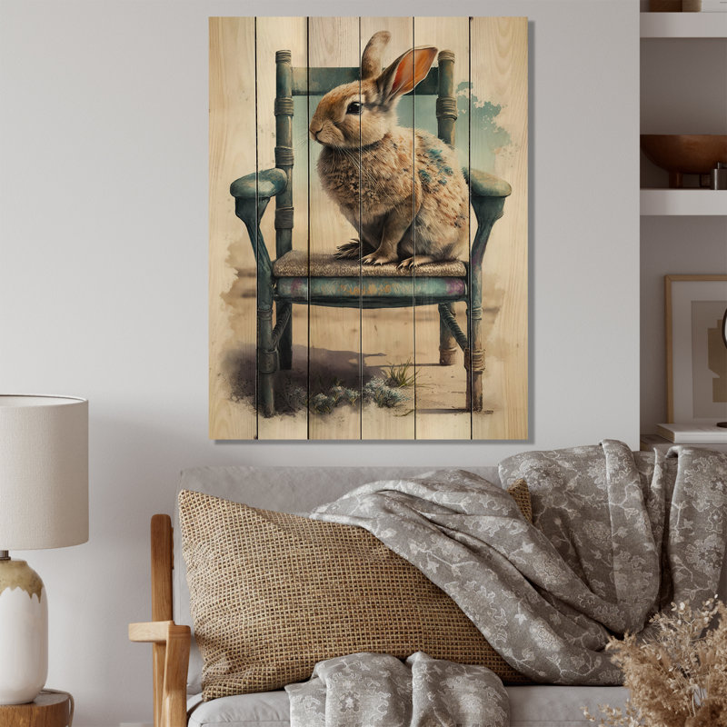Floy Bunny assis sur une chaise en bois I - impression, H 32 po x l 24 po x P 1 po