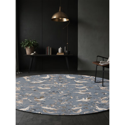 Tapis gris soyeux et moelleux