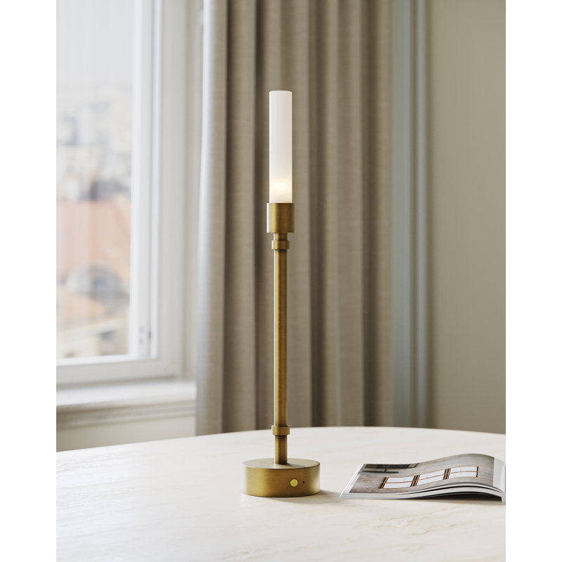 Paseo Table Lamp