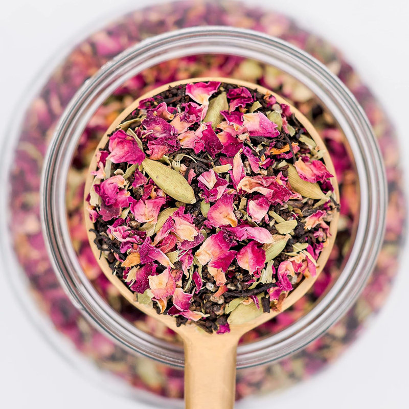 The Chai Box: The Ultimate Chai Lover's Gift - (4) pots en verre de 10 oz de thés en feuilles mélangés à la main, 4 saveurs vibrantes, les choses préférées d'Oprah