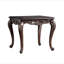 Table de bout de style traditionnel avec pieds courbés et structure en bois massif avec finition sculptée Java