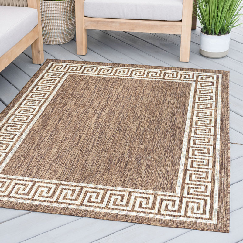 Tapis brun / crème à imprimé animal, Rond 7 pi 10 po