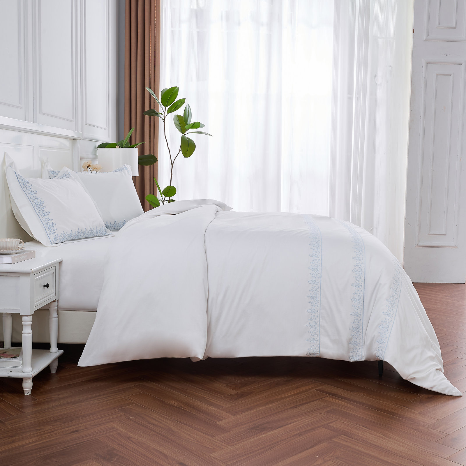 Azra Cotton Duvet Cover Set, Queen Duvet Cover + 2 Standard Shams, Blue