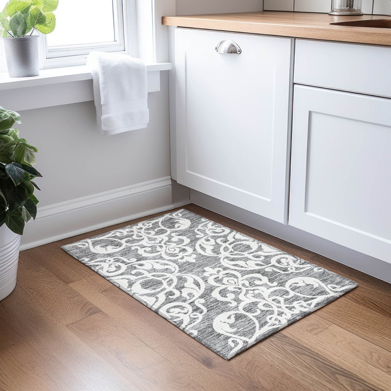 Tapis Chayden avec envers antidérapant, Rectangle 1 pi 8 po x 2 pi 6 po