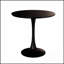 Élégante table de salle à manger circulaire de 31,5 pouces avec plateau en panneau de fibres à densité moyenne, base tulipe et 2 chaises en cuir PU pour les maisons modernes