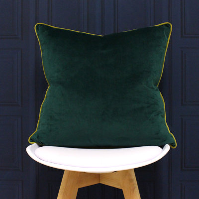 Oliver Square Throw