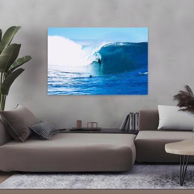 «Three People Bodyboarding In The Ocean», Tahiti, Polynésie française, art contemporain de l'océan abstrait