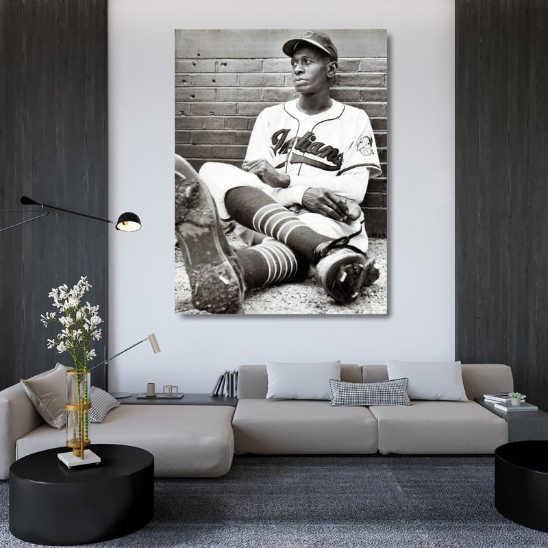 Satchell Paige, H 48 po x l 36 po