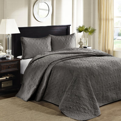 Dark Grey Reversible Bedspread For Queen Bed - Combines Quilting And Pre-washed Cotton Filling A Comfortable Night, Includes Shams Collection Features Rich Beautiful Bedroom, &