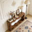 Table d'entrée de style moderne-820894076