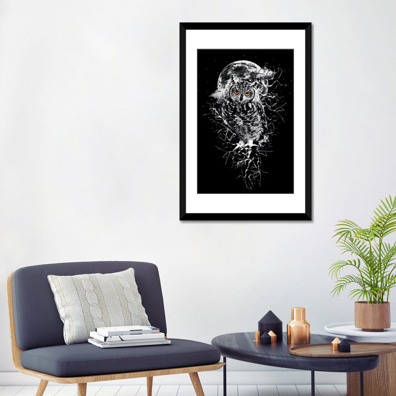 «Owl in B&W» par Riza Peker - impression sur toile tendue, H 32 po x l 24 po x P 1 po, Papier avec cadre noir, Blanc