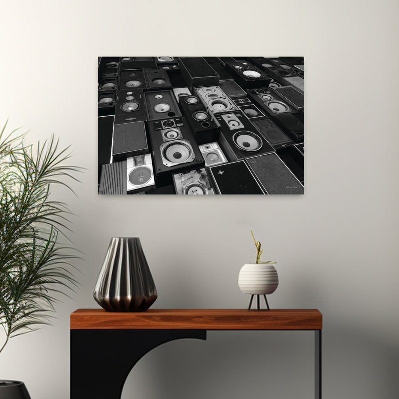«Never Enough Speakers», art abstrait rétro